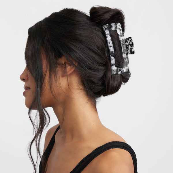 Jumbo Open Shape Claw Clip - Black