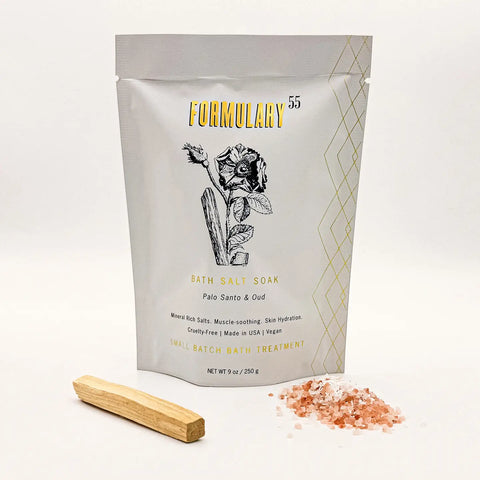 Palo Santo & Oud Bath Salt Soak - 9oz Single Use